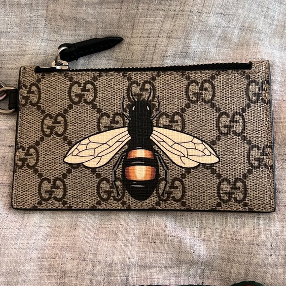🆕💯% Auth Gucci GG Supreme Monogram ID Card Case with Lanyard - Picture 4 of 5